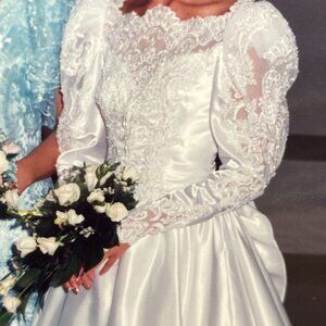 Vintage 1990 Mori Lee White Wedding Dress size 6